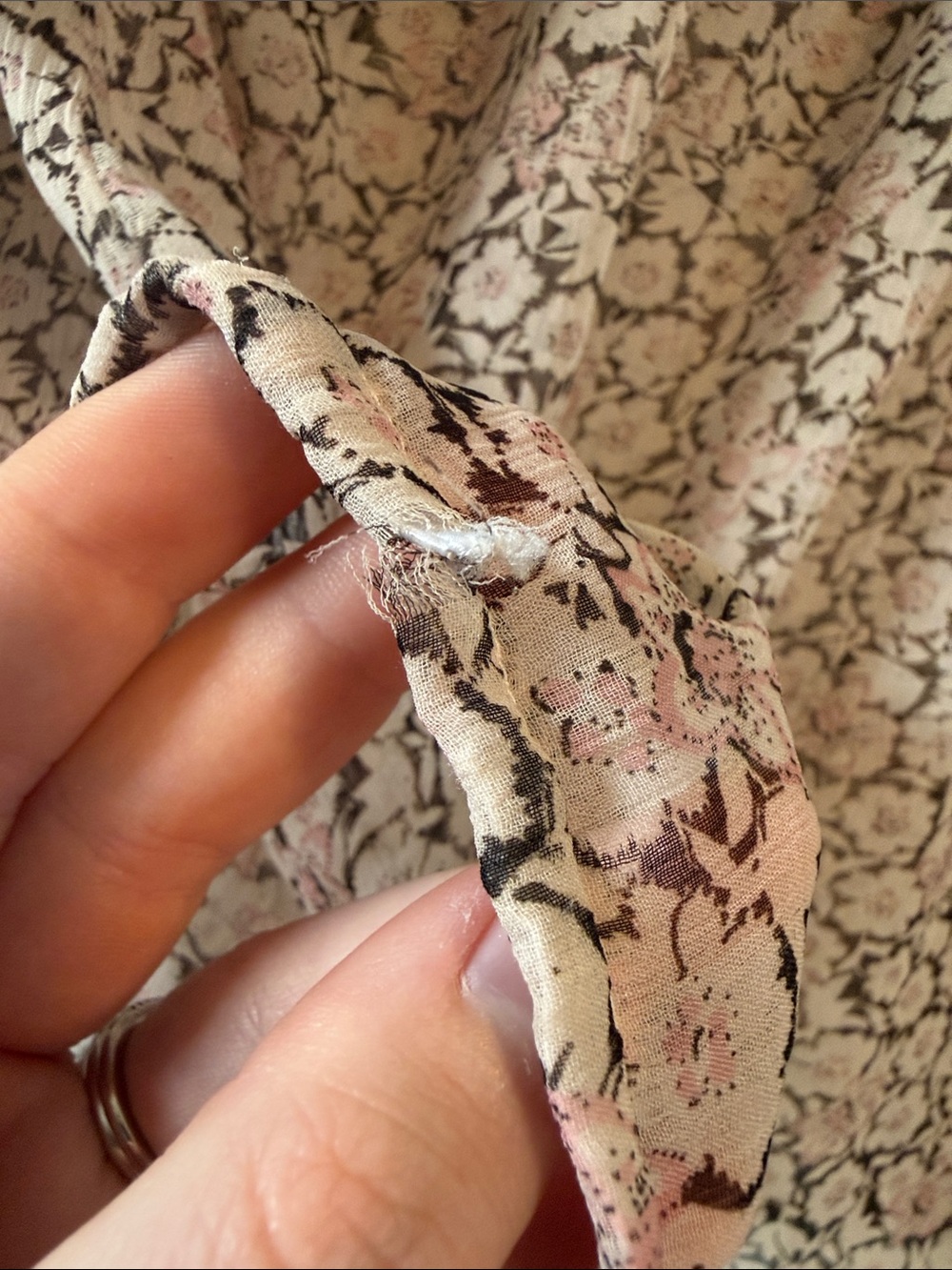 🌻 Anthropologie Staring at Stars Sheer Floral Blouse (flawed) - Picture 8 of 8